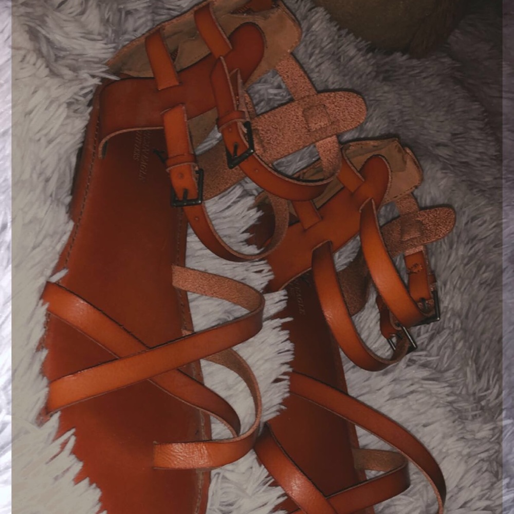 American Eagle Sandals